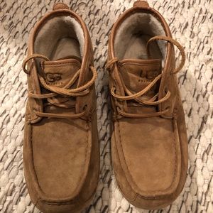 Mens Ugg moccasins
